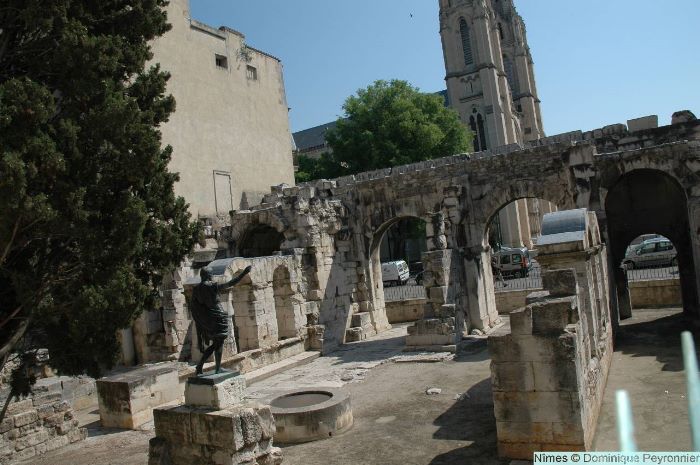Nimes031Peyronnier.jpg